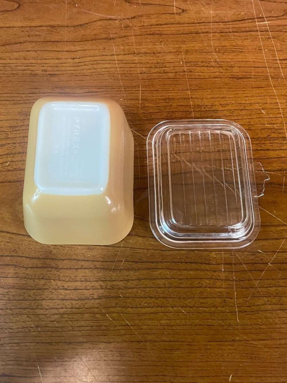 PYREX Vintage Woodland Brown Set of THREE Refrigerator Baking Dishes With Lids - Picture 10 of 11